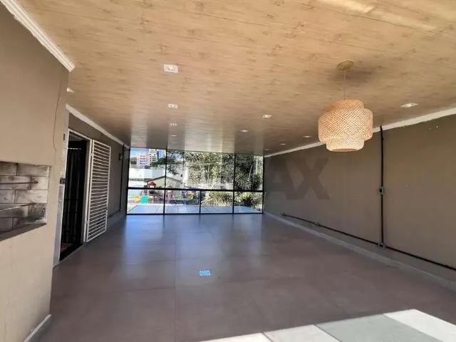 Casa / Sobrado para Venda em Cascavel/PR Cancelli 3 Quartos