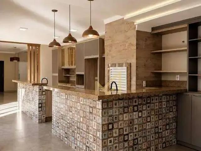 Casa / Sobrado para Venda em Cascavel/PR Cancelli 4 Quartos
