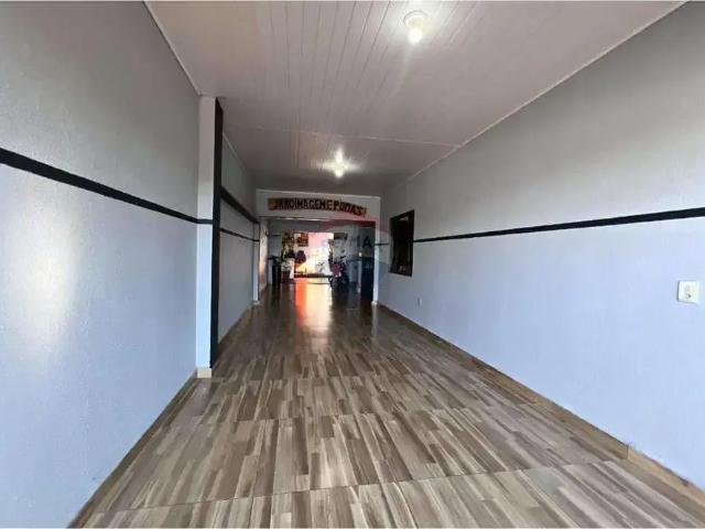 Casa / Sobrado para Venda em Cascavel/PR Cataratas 3 Quartos