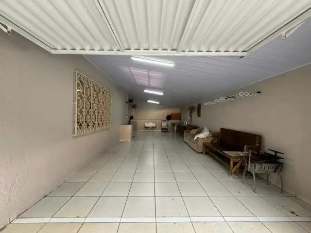 Casa / Sobrado para Venda em Cascavel/PR Centro 3 Quartos