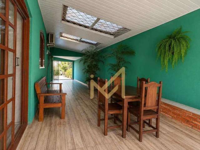 Casa / Sobrado para Venda em Cascavel/PR Centro 3 Quartos