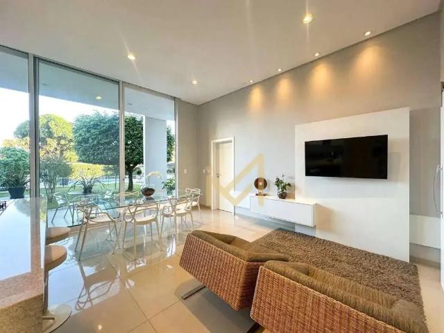Casa / Sobrado para Venda em Cascavel/PR Coqueiral 4 Quartos