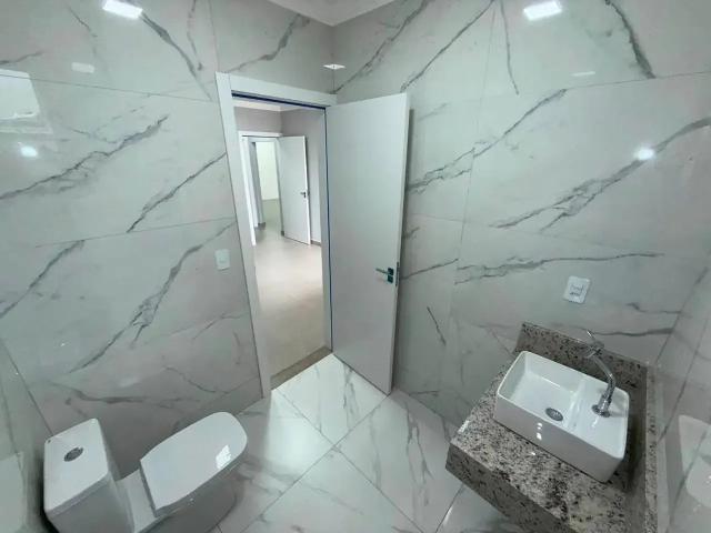 Casa / Sobrado para Venda em Cascavel/PR Esmeralda 2 Quartos
