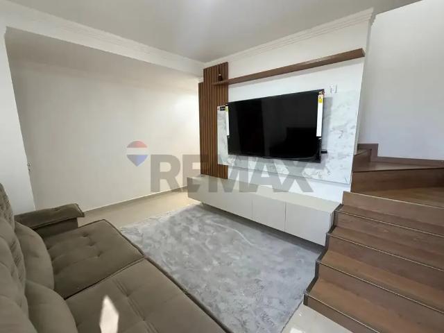 Casa / Sobrado para Venda em Cascavel/PR Esmeralda 3 Quartos