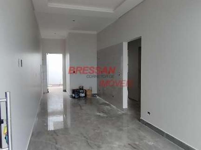 Casa / Sobrado para Venda em Cascavel/PR Esmeralda 3 Quartos