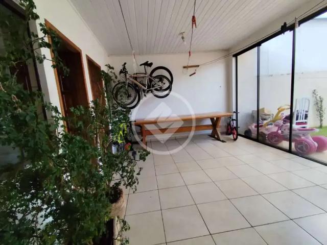 Casa / Sobrado para Venda em Cascavel/PR Esmeralda 3 Quartos
