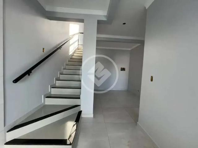 Casa / Sobrado para Venda em Cascavel/PR Floresta 3 Quartos