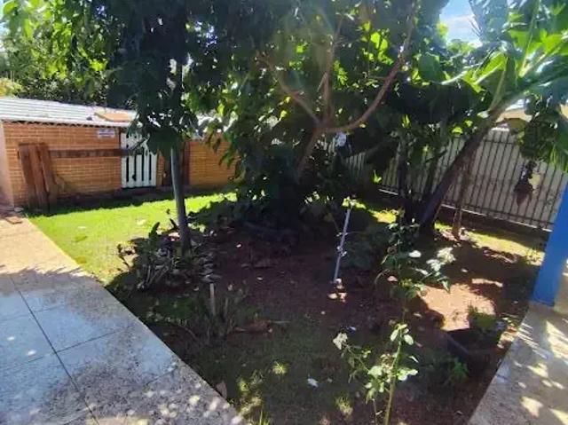 Casa / Sobrado para Venda em Cascavel/PR Floresta 4 Quartos