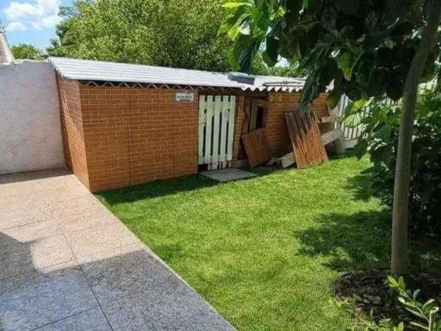 Casa / Sobrado para Venda em Cascavel/PR Floresta 4 Quartos