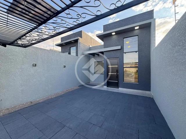 Casa / Sobrado para Venda em Cascavel/PR Interlagos 3 Quartos