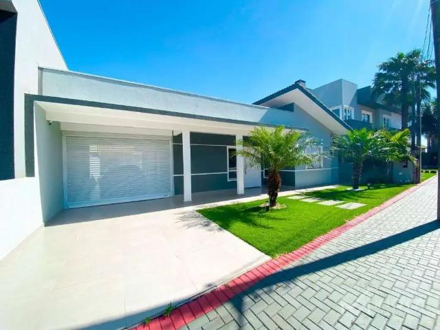 Casa / Sobrado para Venda em Cascavel/PR Pacaembu 3 Quartos