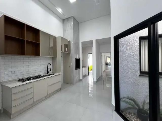 Casa / Sobrado para Venda em Cascavel/PR Recanto Tropical 2 Quartos