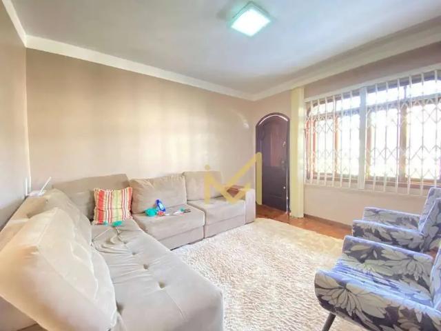 Casa / Sobrado para Venda em Cascavel/PR Recanto Tropical 4 Quartos