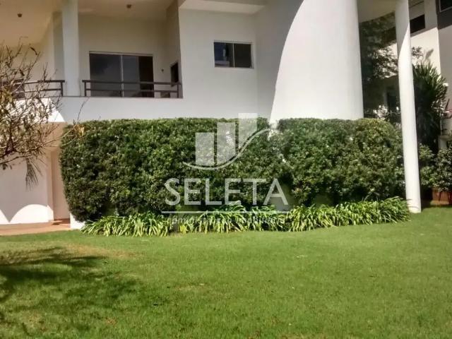 Casa / Sobrado para Venda em Cascavel/PR Região do Lago 2 3 Quartos