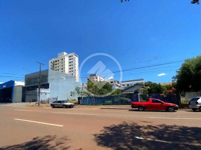 Casa / Sobrado para Venda em Cascavel/PR Região do Lago 2 Quartos