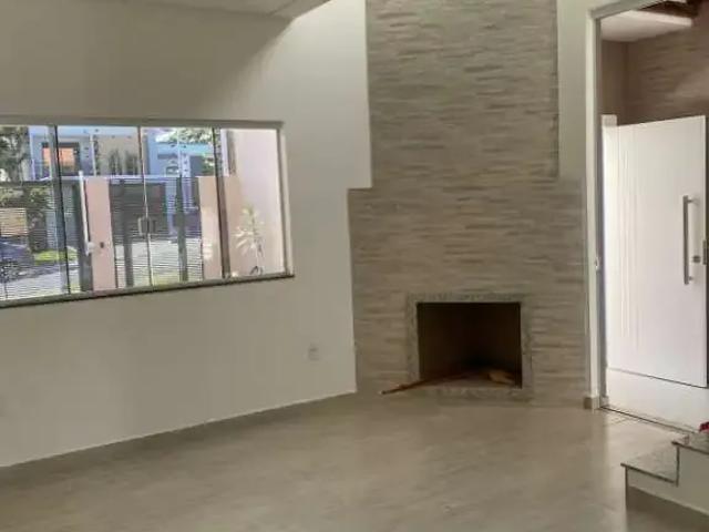 Casa / Sobrado para Venda em Cascavel/PR Região do Lago 2 Quartos
