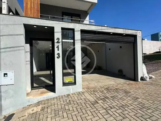 Casa / Sobrado para Venda em Cascavel/PR Região do Lago 3 Quartos