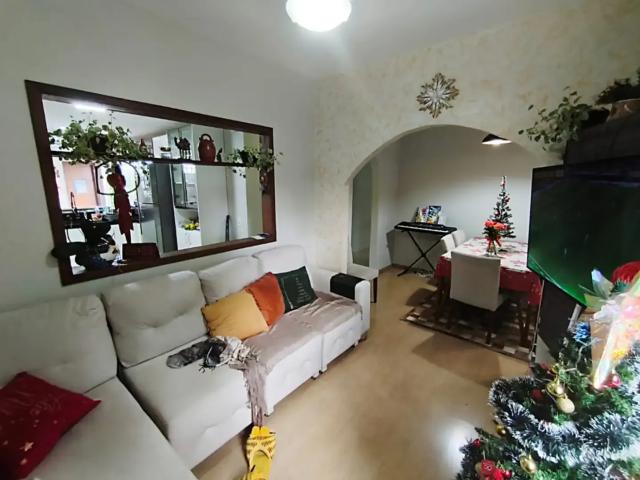 Casa / Sobrado para Venda em Cascavel/PR Região do Lago 3 Quartos