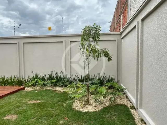 Casa / Sobrado para Venda em Cascavel/PR Região do Lago 4 Quartos