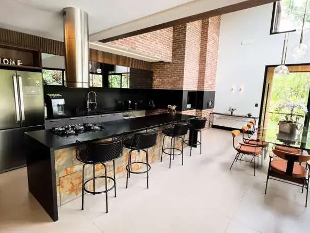 Casa / Sobrado para Venda em Cascavel/PR Região do Lago