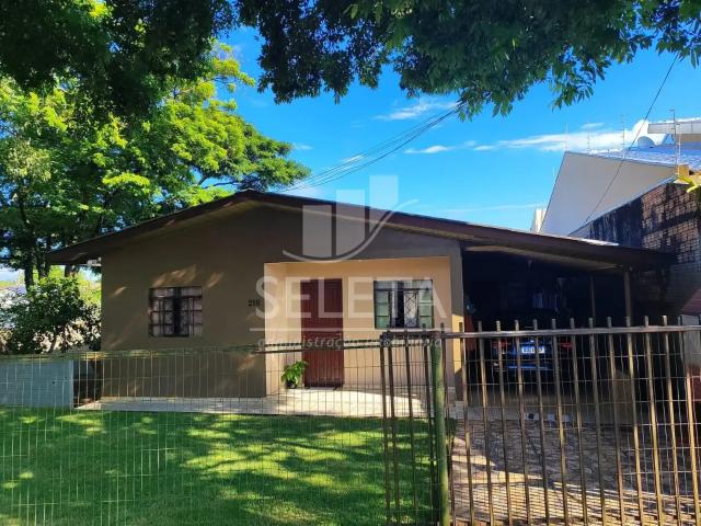 Casa / Sobrado para Venda em Cascavel/PR Santos Dumont