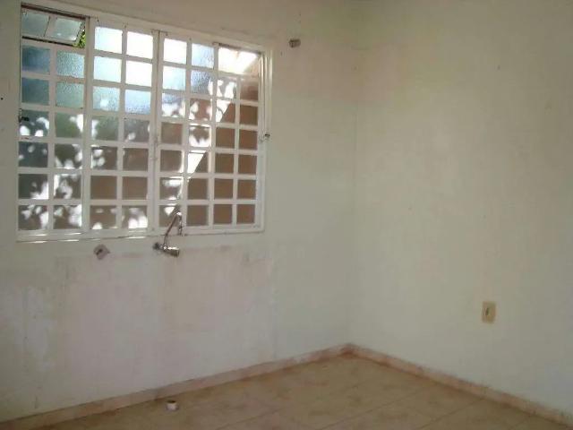 Casa / Sobrado para Venda em Cascavel/PR Santos Dumont 2 Quartos