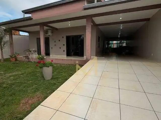Casa / Sobrado para Venda em Cascavel/PR Universitário 3 Quartos