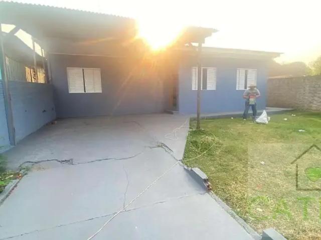 Casa / Sobrado para Venda em Cascavel/PR Universitário 3 Quartos