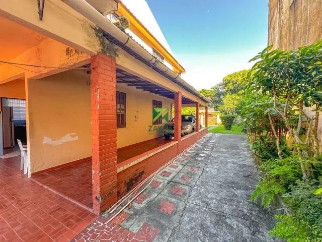 Casa / Sobrado para Venda em Casimiro de Abreu/RJ Barra de São João 4 Quartos