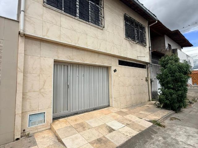 Casa / Sobrado para Venda em Caucaia/CE Araturi Jurema 4 Quartos