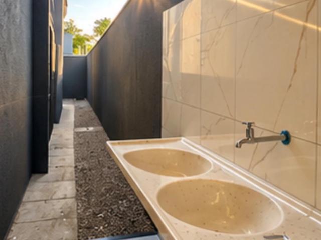 Casa / Sobrado para Venda em Caucaia/CE Guagiru 3 Quartos