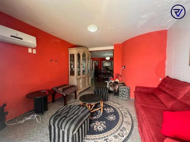 Casa / Sobrado para Venda em Caucaia/CE Icaraí 4 Quartos