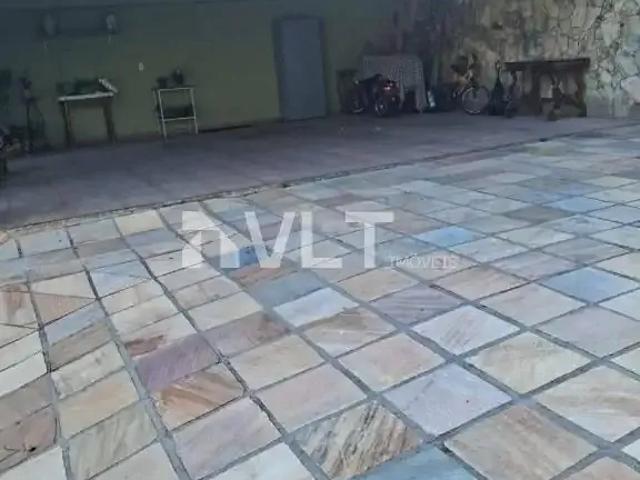 Casa / Sobrado para Venda em Caxambu/MG Centro 5 Quartos