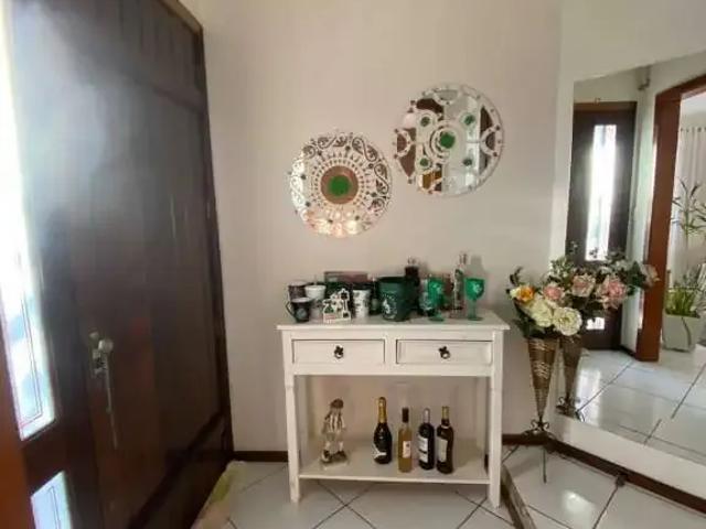 Casa / Sobrado para Venda em Caxias do Sul/RS Cidade Nova 3 Quartos