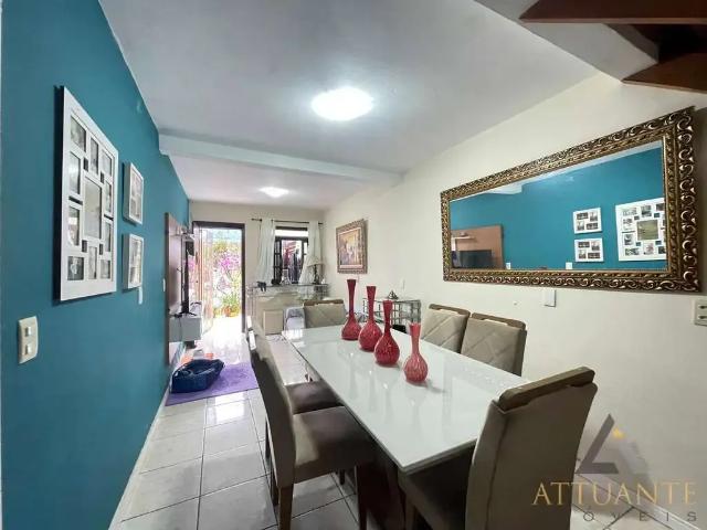 Casa / Sobrado para Venda em Caxias do Sul/RS Cidade Nova 3 Quartos