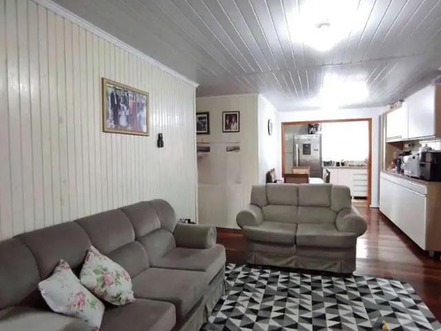 Casa / Sobrado para Venda em Caxias do Sul/RS Cidade Nova 4 Quartos