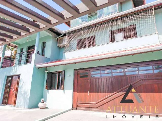 Casa / Sobrado para Venda em Caxias do Sul/RS Cidade Nova 4 Quartos