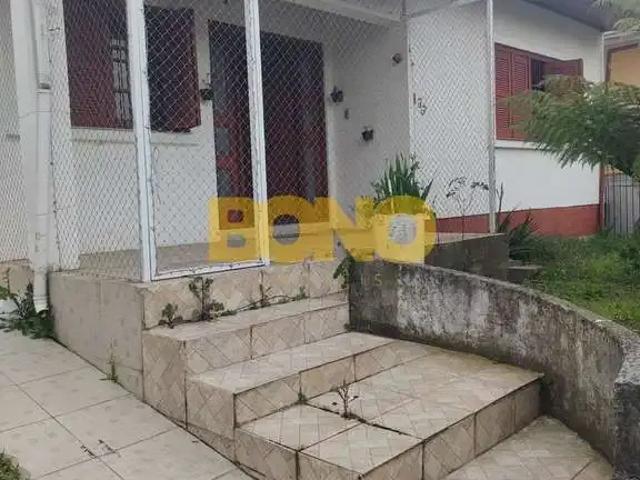 Casa / Sobrado para Venda em Caxias do Sul/RS Cidade Nova 5 Quartos