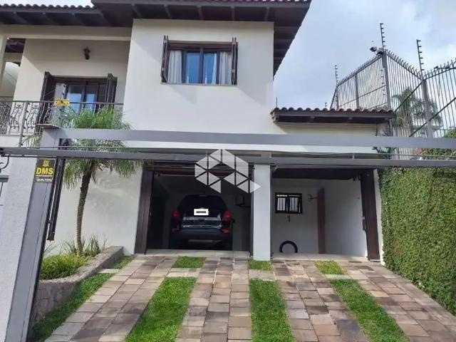 Casa / Sobrado para Venda em Caxias do Sul/RS Cinqüentenário 4 Quartos