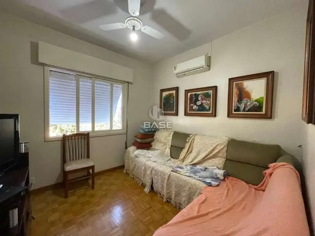 Casa / Sobrado para Venda em Caxias do Sul/RS Cinqüentenário 4 Quartos