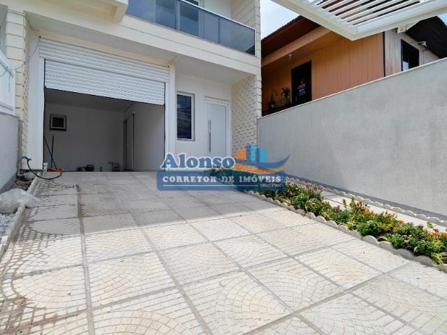 Casa / Sobrado para Venda em Caxias do Sul/RS Cruzeiro 3 Quartos