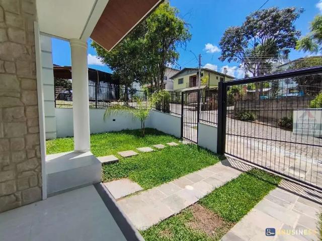 Casa / Sobrado para Venda em Caxias do Sul/RS Cruzeiro 3 Quartos