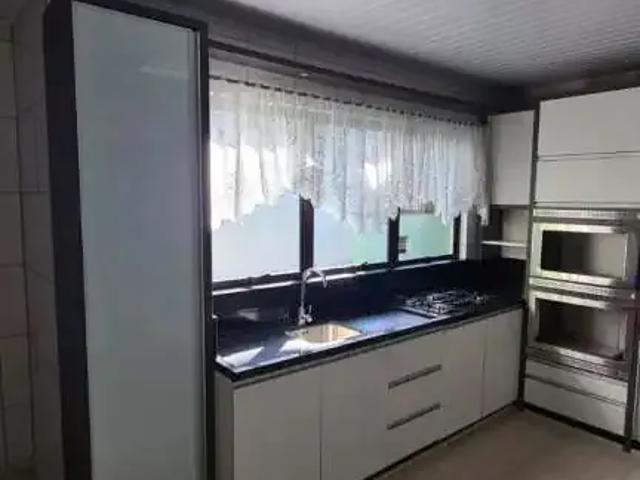 Casa / Sobrado para Venda em Caxias do Sul/RS Cruzeiro 5 Quartos