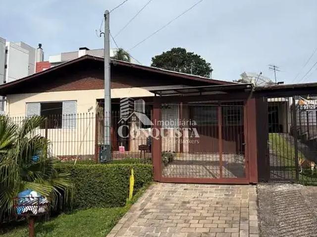 Casa / Sobrado para Venda em Caxias do Sul/RS Bela Vista 3 Quartos