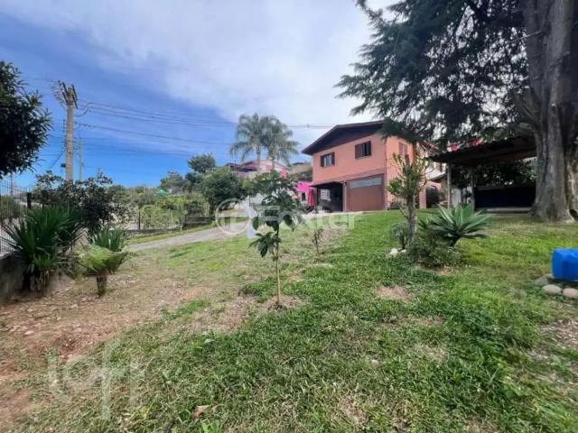 Casa / Sobrado para Venda em Caxias do Sul/RS De Lazzer 3 Quartos
