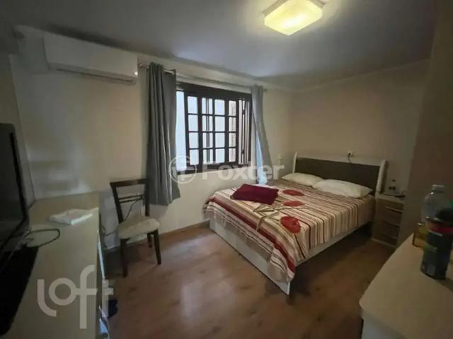 Casa / Sobrado para Venda em Caxias do Sul/RS Desvio Rizzo 4 Quartos