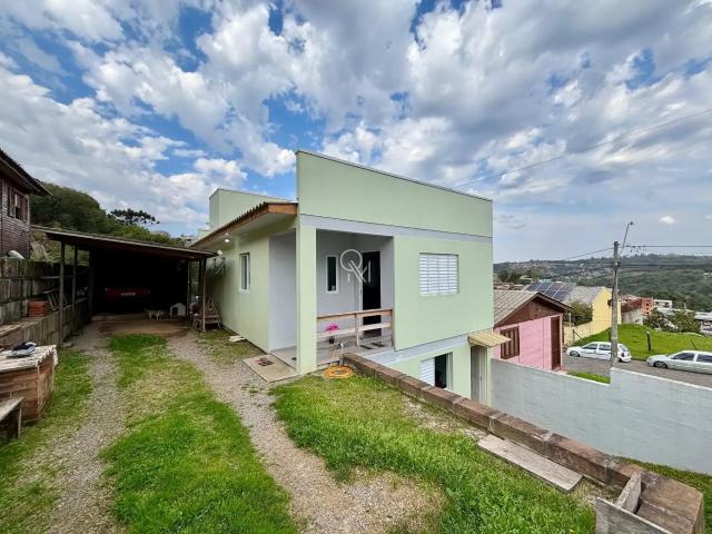 Casa / Sobrado para Venda em Caxias do Sul/RS Esplanada 3 Quartos