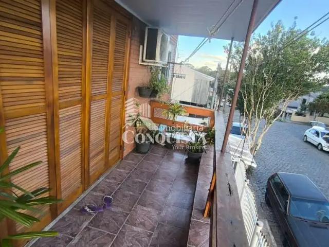 Casa / Sobrado para Venda em Caxias do Sul/RS Fátima 3 Quartos