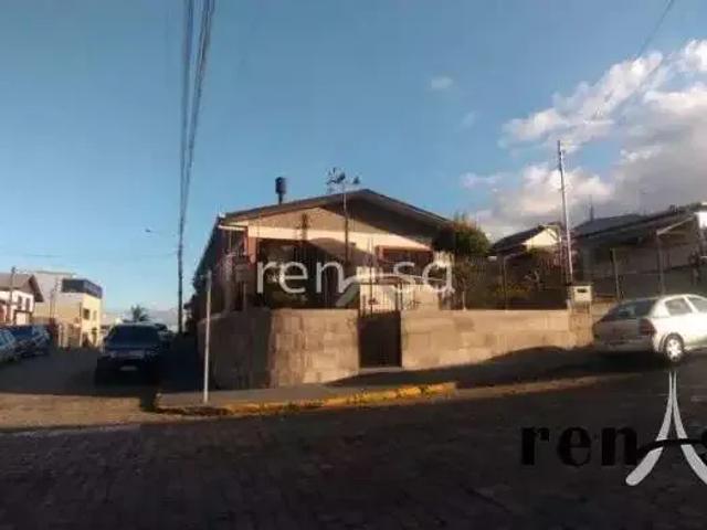 Casa / Sobrado para Venda em Caxias do Sul/RS Kayser 3 Quartos