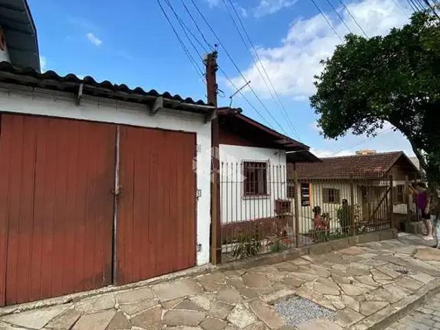 Casa / Sobrado para Venda em Caxias do Sul/RS Jardim América 4 Quartos